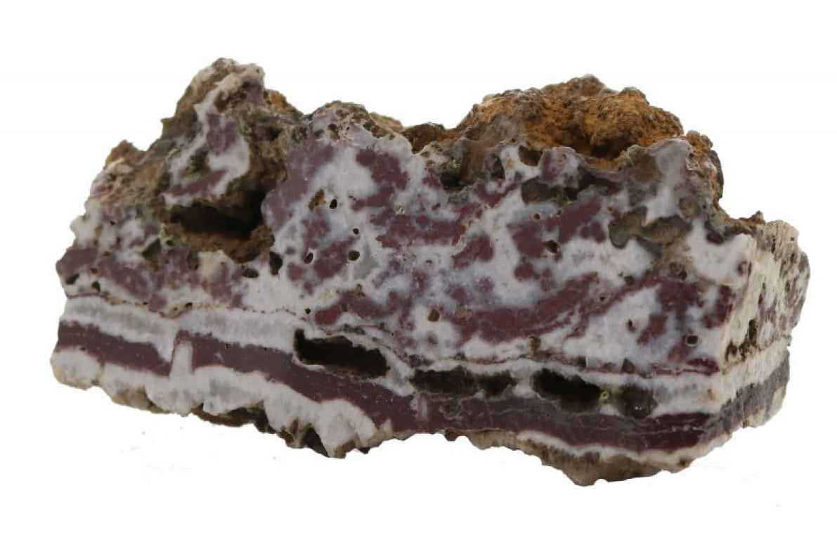 Quartz vein with jasperized basalt clasts